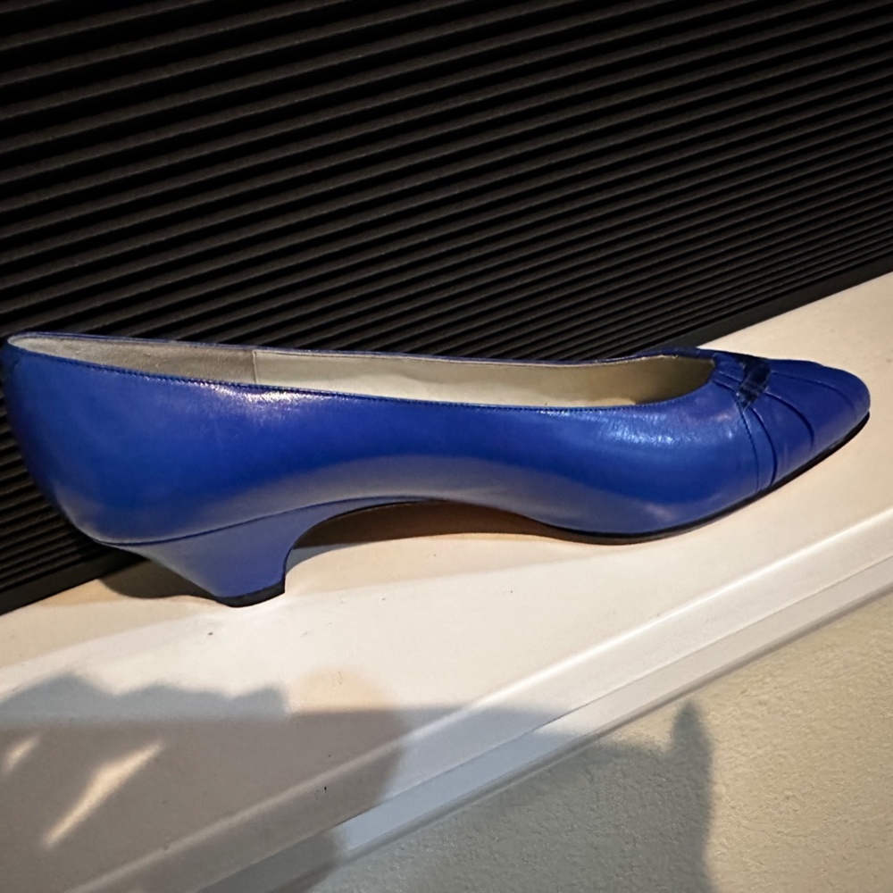 Sesto Meucci Shoes Blue Low Pumps Italy Vtg 80s NOS Gorgeous! 1" Heels SZ 7.5 B - Picture 9 of 10